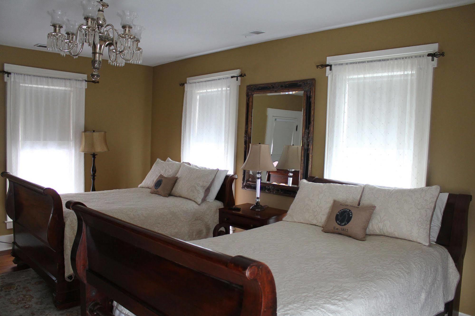 The Buxton Inn Granville المظهر الخارجي الصورة