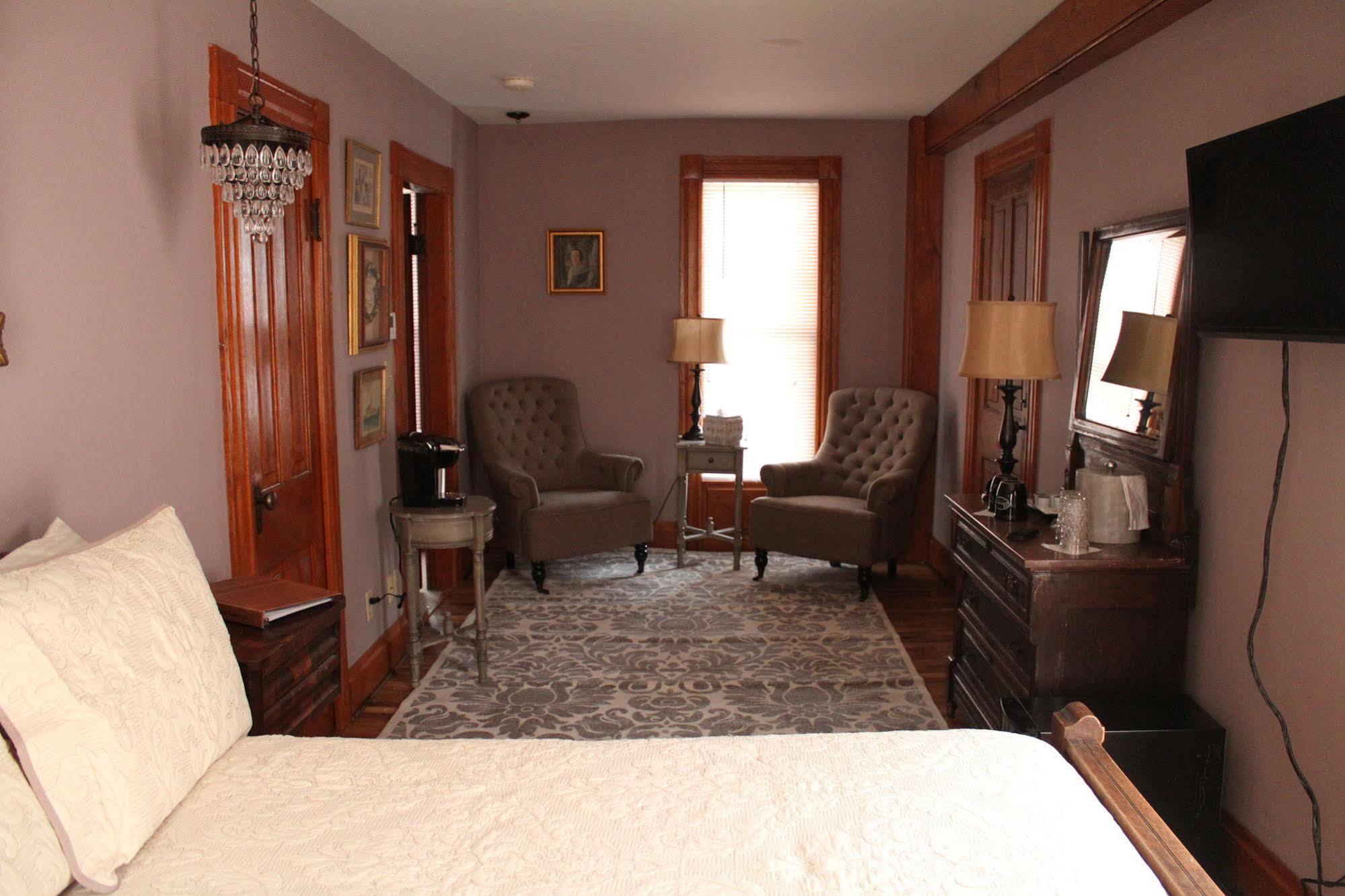 The Buxton Inn Granville المظهر الخارجي الصورة
