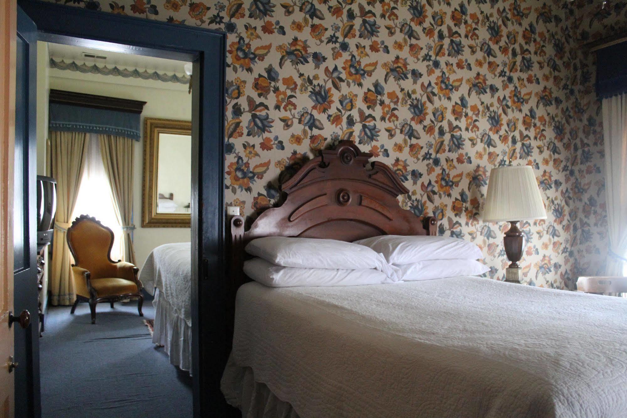 The Buxton Inn Granville المظهر الخارجي الصورة
