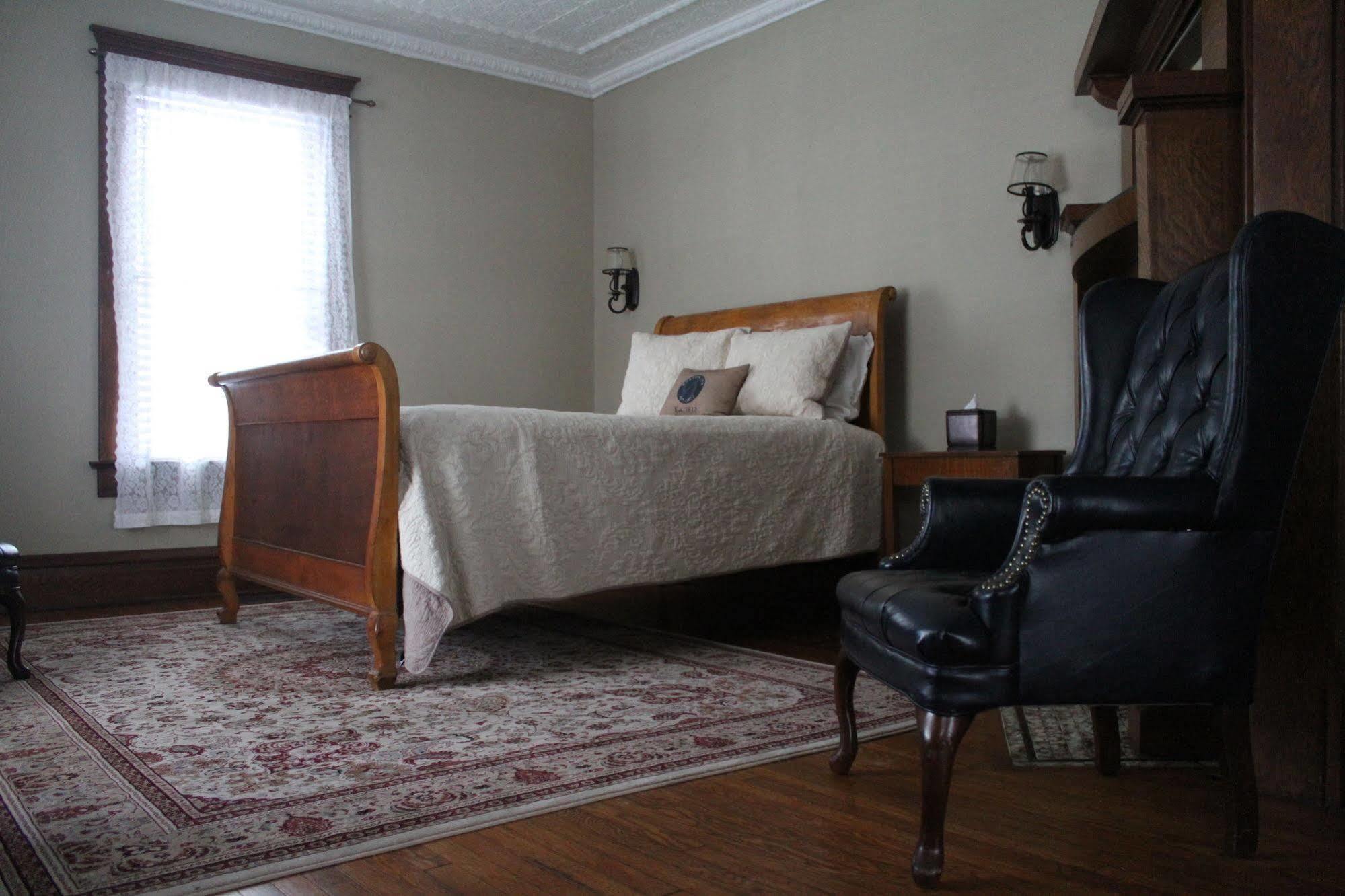 The Buxton Inn Granville المظهر الخارجي الصورة